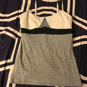 Women’s lululemon top
